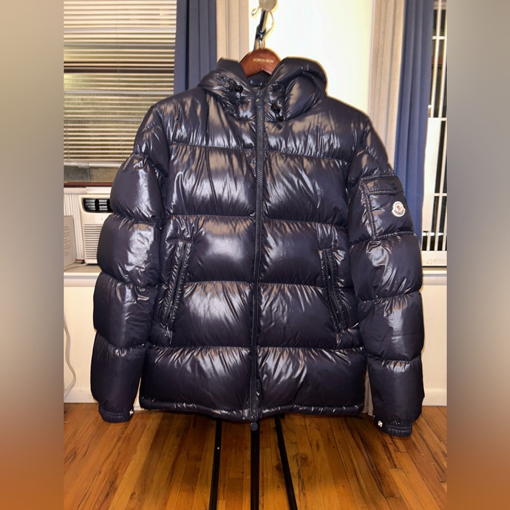 Men’s Moncler Maya Jacket. (Navy Blue)